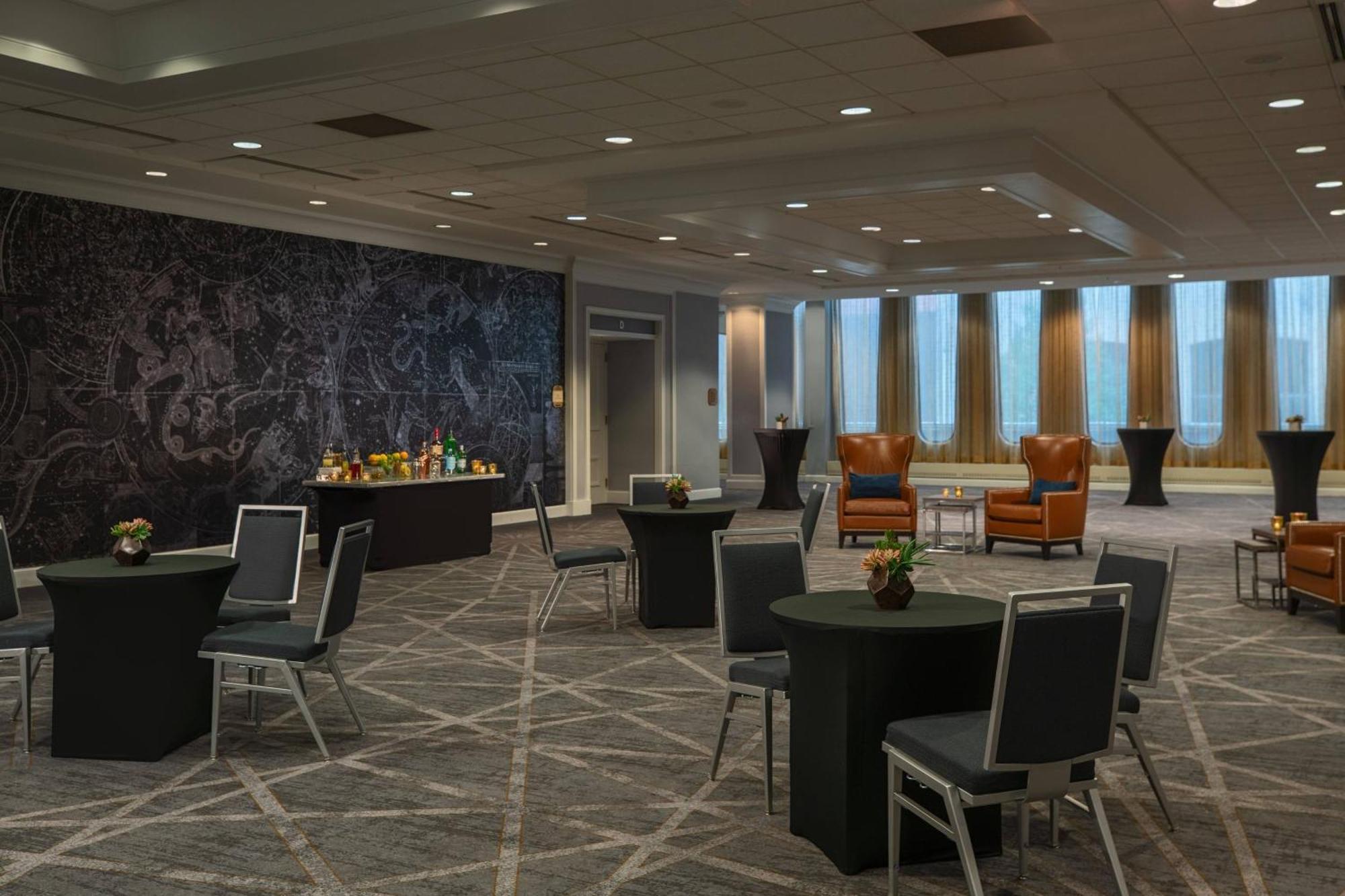 Renaissance Columbus Downtown Hotel Bagian luar foto