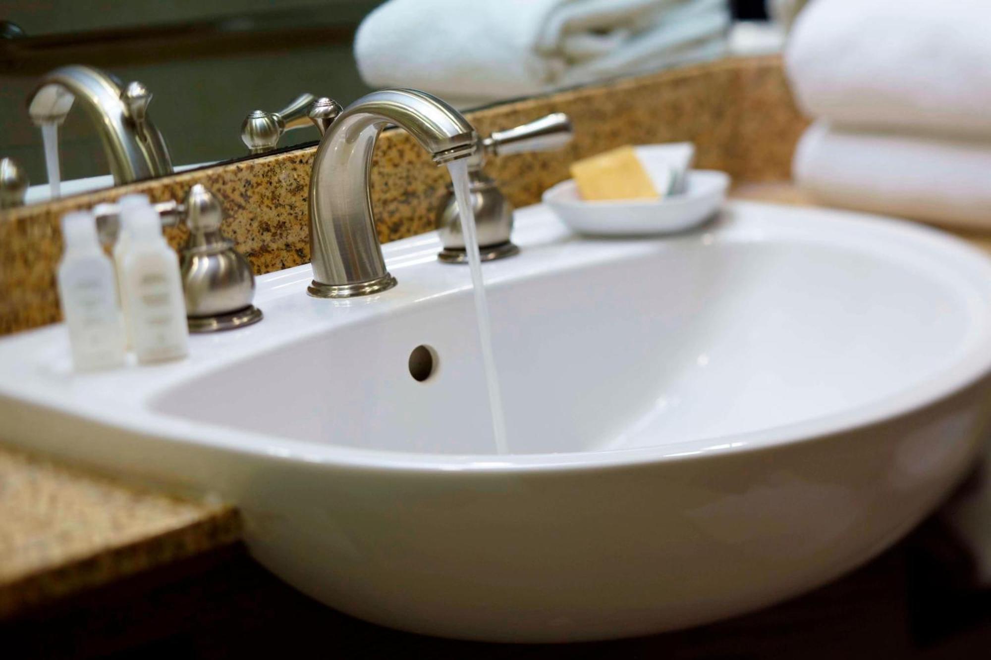 Renaissance Columbus Downtown Hotel Bagian luar foto