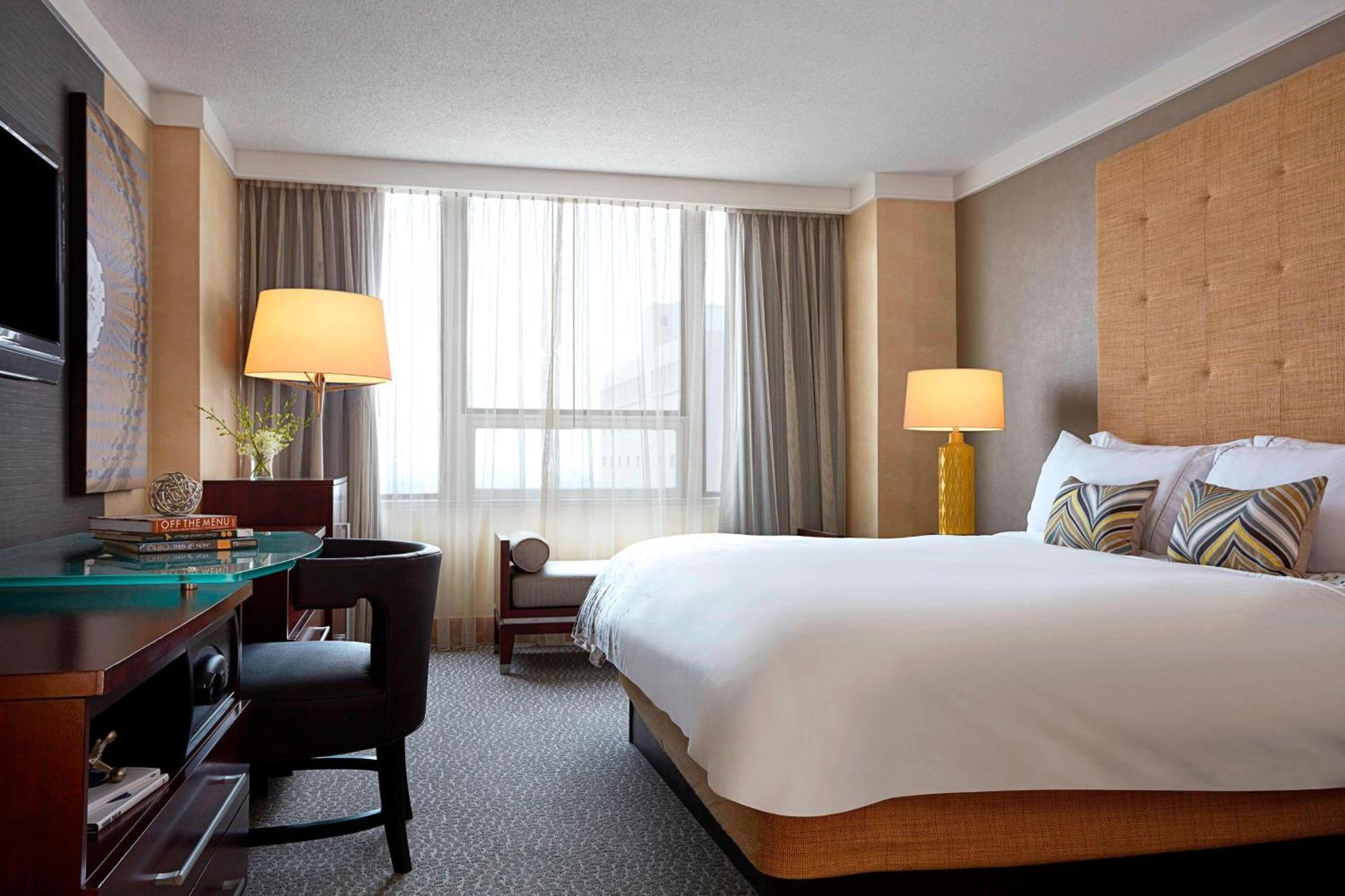 Renaissance Columbus Downtown Hotel Bagian luar foto