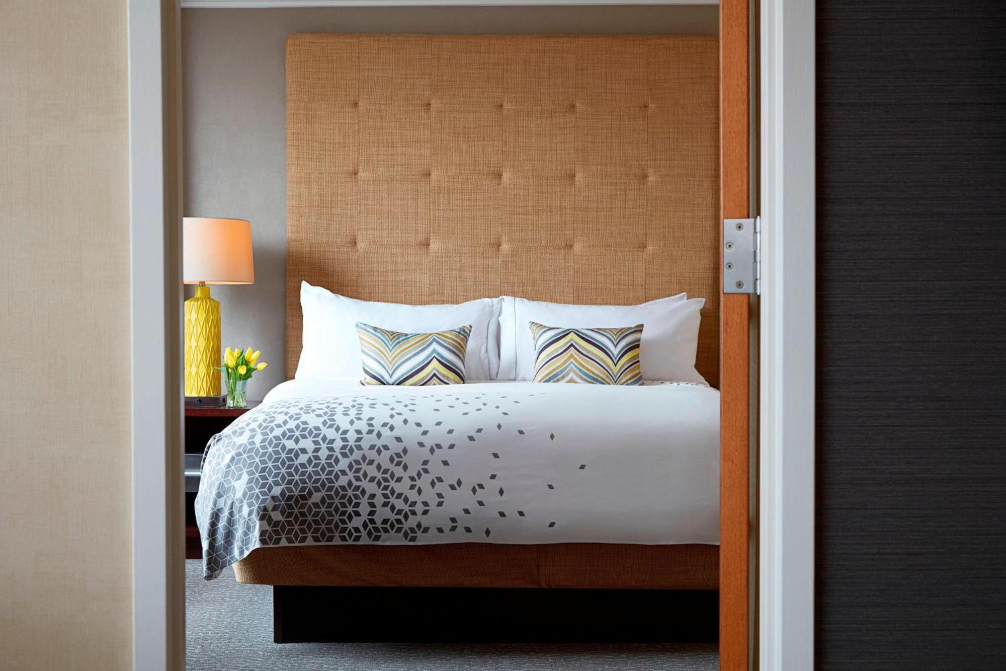 Renaissance Columbus Downtown Hotel Bagian luar foto